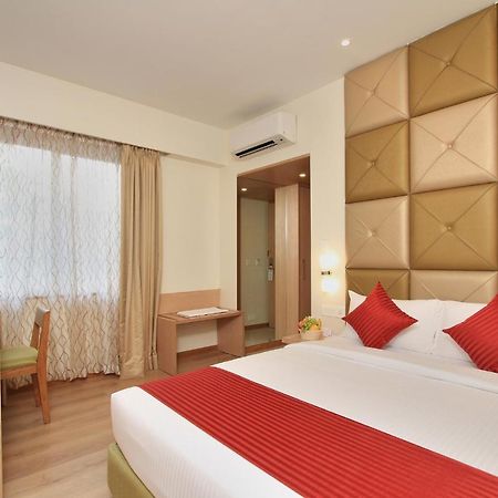 La Sara Regent Hotell Bangalore Exteriör bild