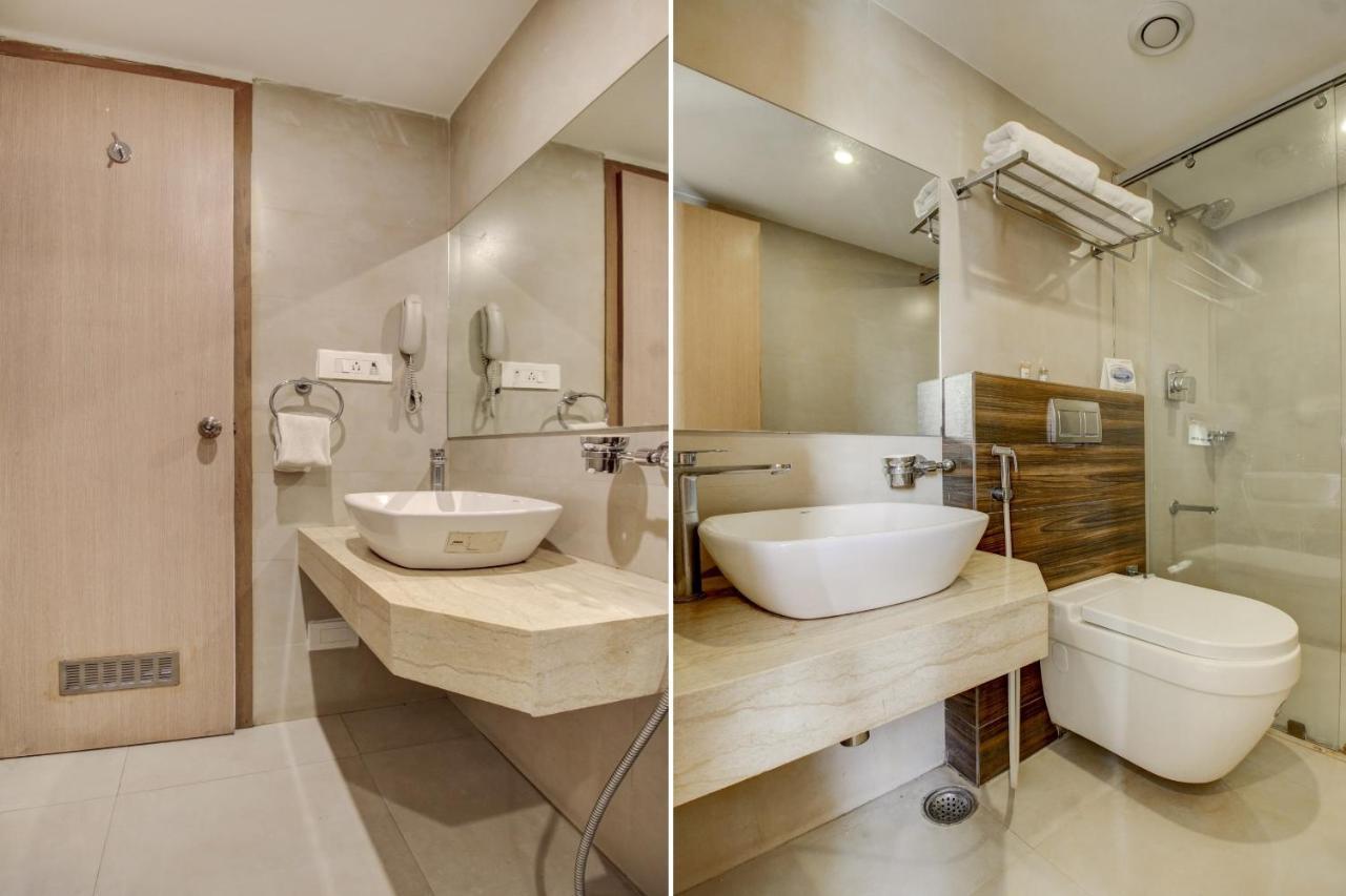 La Sara Regent Hotell Bangalore Exteriör bild