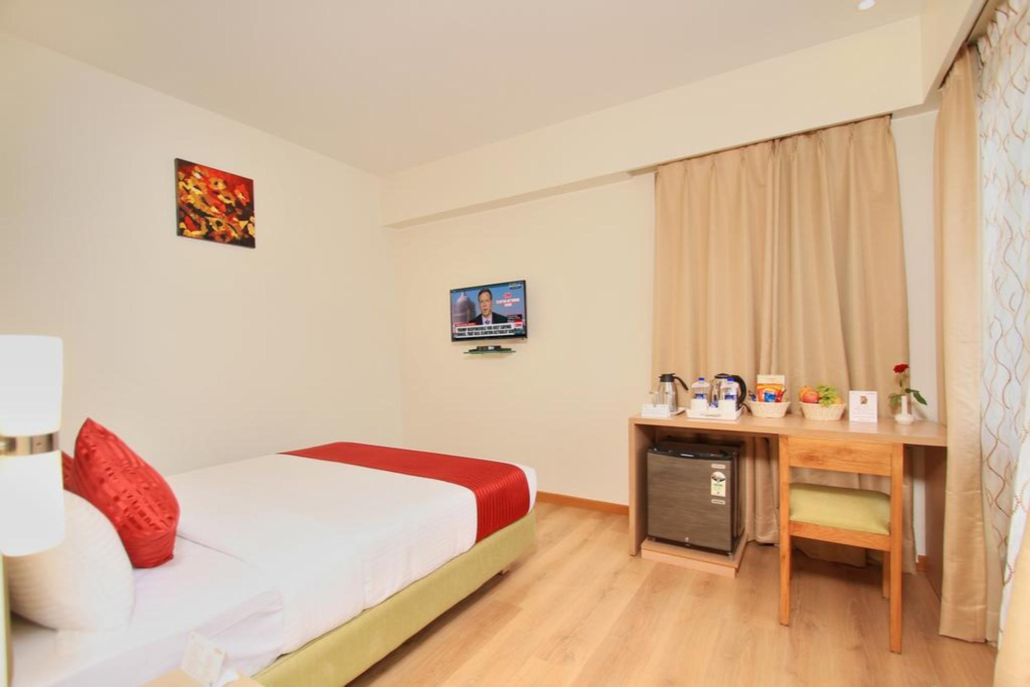 La Sara Regent Hotell Bangalore Exteriör bild