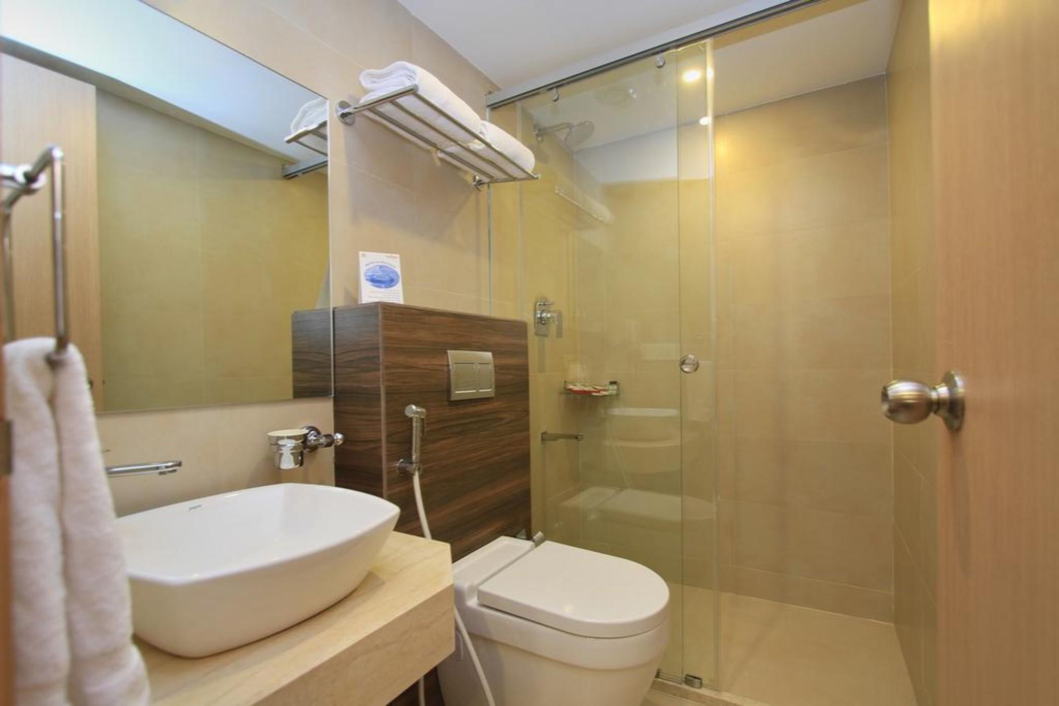 La Sara Regent Hotell Bangalore Exteriör bild